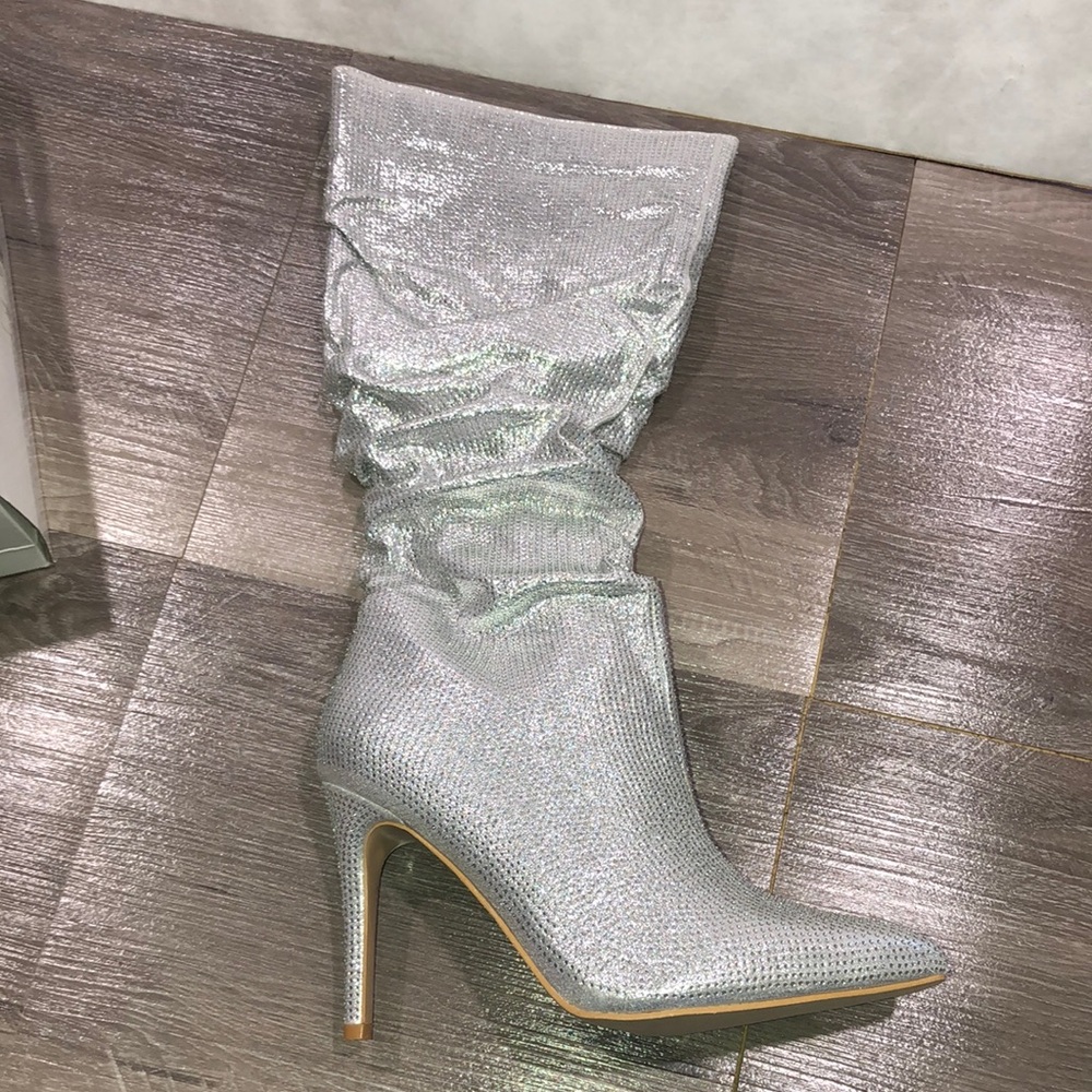 Mata Shoes Always Trendy Silver Jewel High Heeled Boots New Size 10